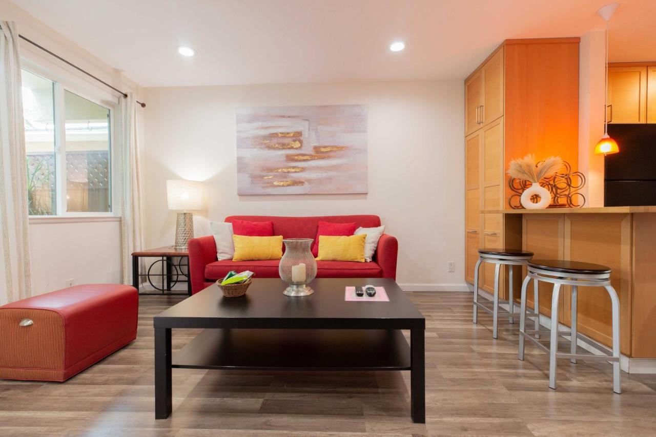 Redwood Place In Heart Of Silicon Valley Sunnyvale Luaran gambar